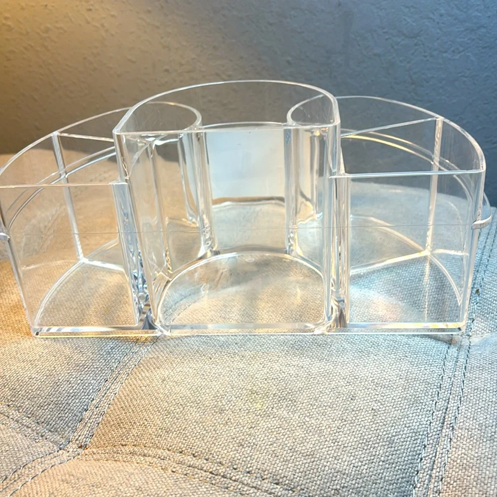 Large Clear 6-Compartment Multi-Use Organizer